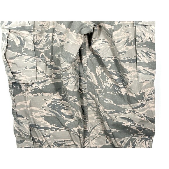 US Air Force Pants Womens 28x31 Cargo Trouser Utility Digital Camo - Picture 7 of 11
